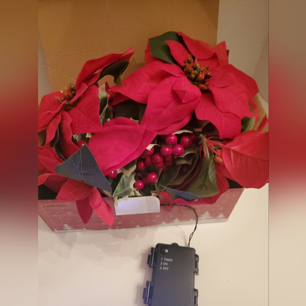 New LED Christmas Poinsettia Flower Decor Garland String of Lights(Firm on Price